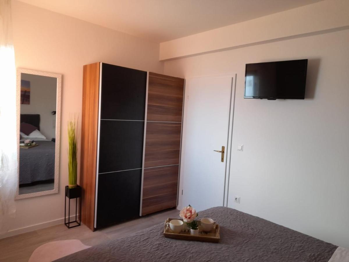 Apartments San Paulo Омиш Экстерьер фото