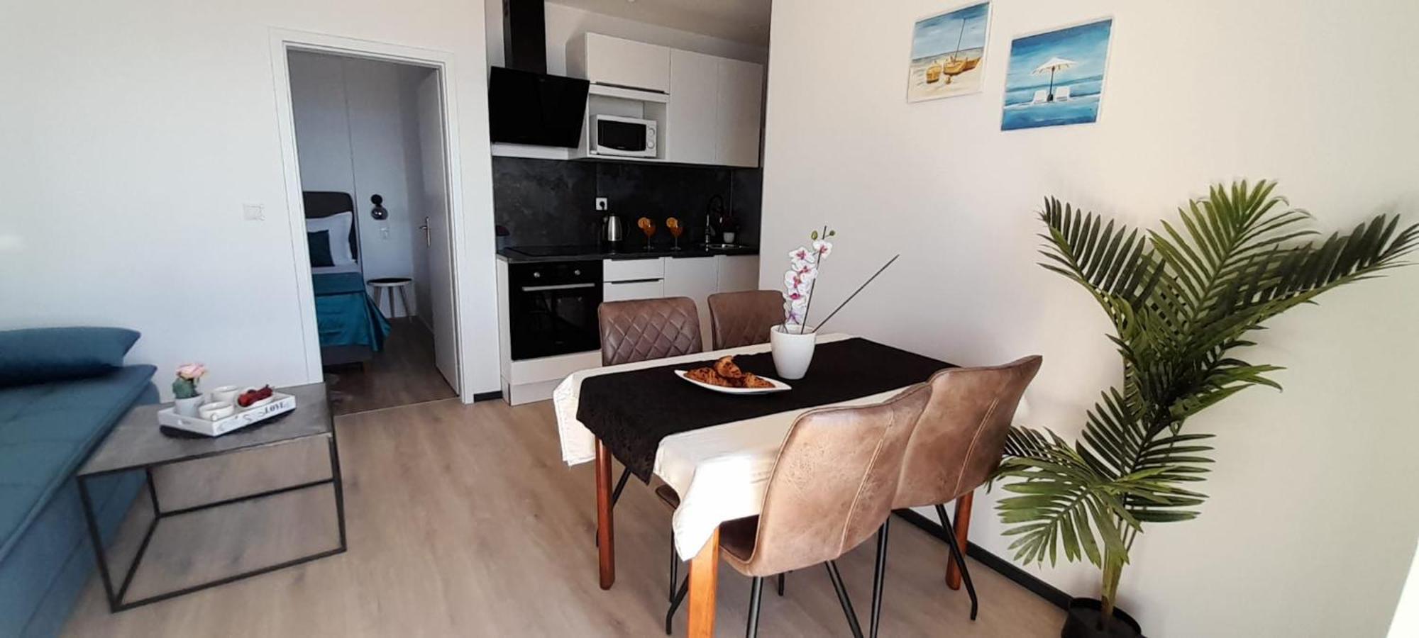Apartments San Paulo Омиш Экстерьер фото